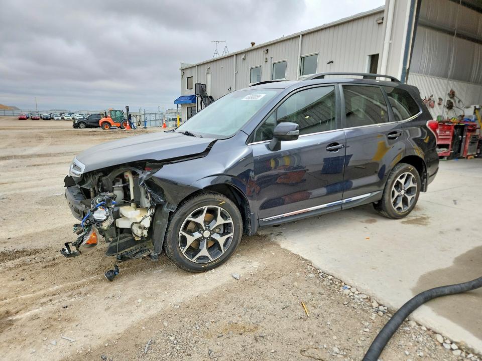 SUBARU FORESTER 2016 with VIN JF2SJGVC6GH407299 - Photo from auction