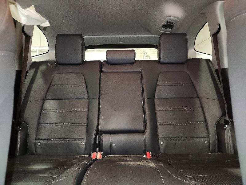 Photo 10 from auction – 2019 HONDA CR-V with VIN 2HKRW2H86KH658665