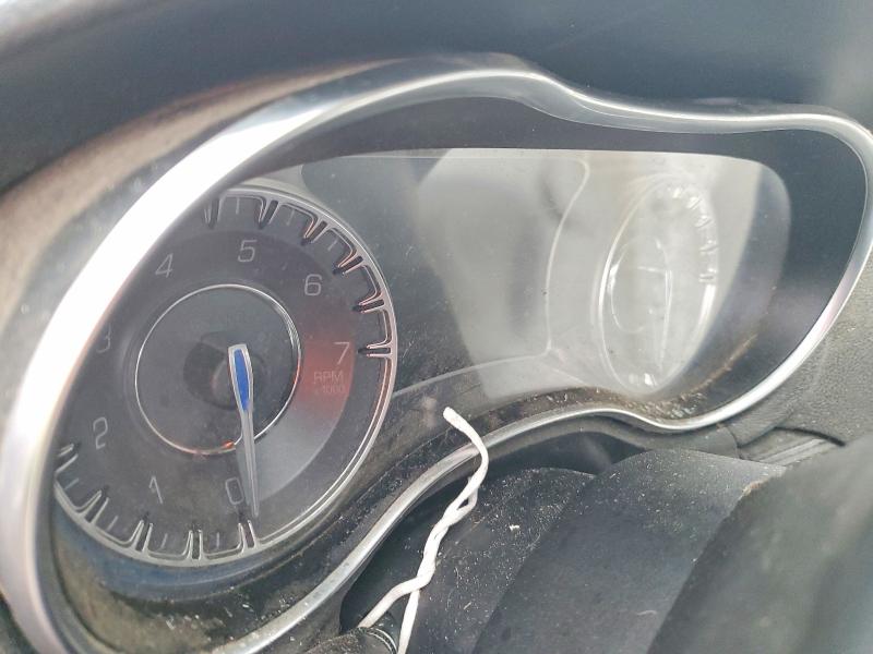 Photo 9 from auction – 2019 CHRYSLER 300 with VIN 2C3CCAKG9KH560316