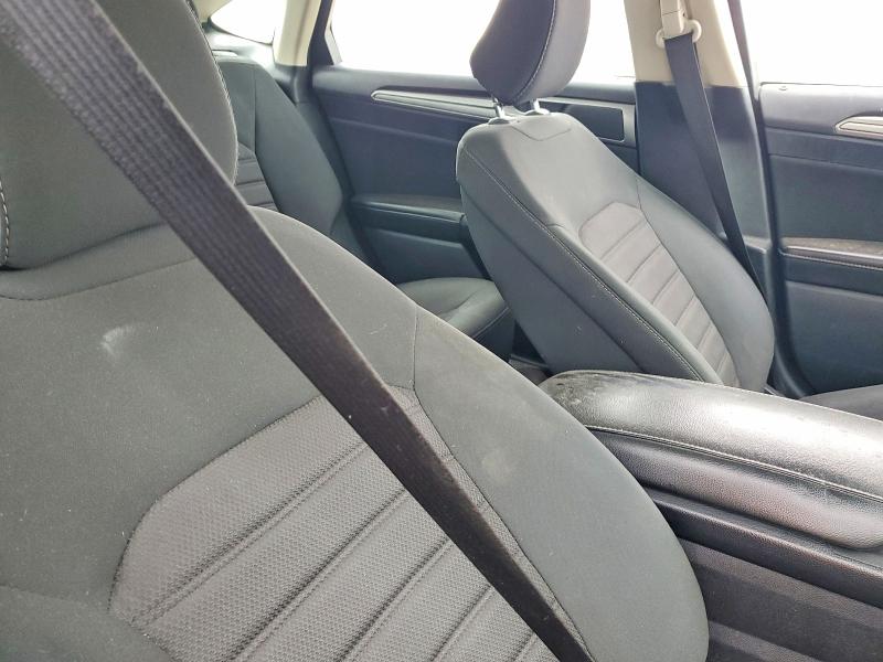 Photo 10 from auction – 2020 FORD FUSION with VIN 3FA6P0T95LR191506