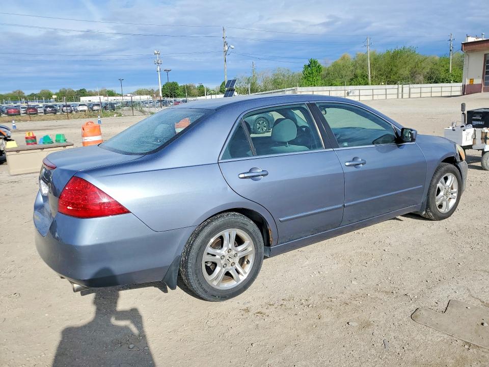 Photo 3 from auction – 2007 HONDA ACCORD with VIN 1HGCM56317A059936