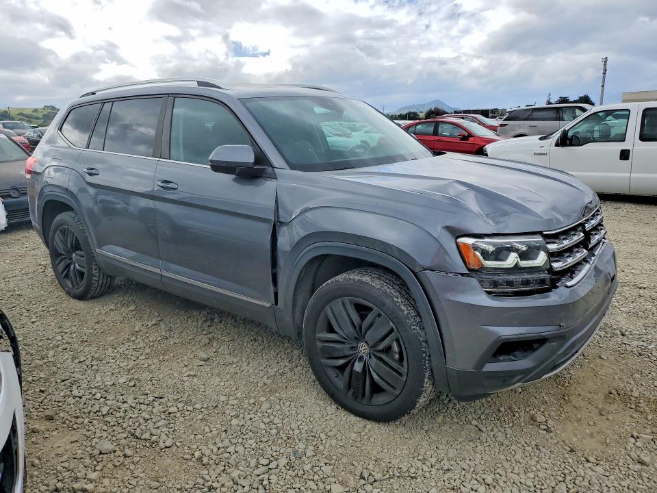 Photo 4 from auction – 2019 VOLKSWAGEN ATLAS with VIN 1V2MR2CA9KC539692