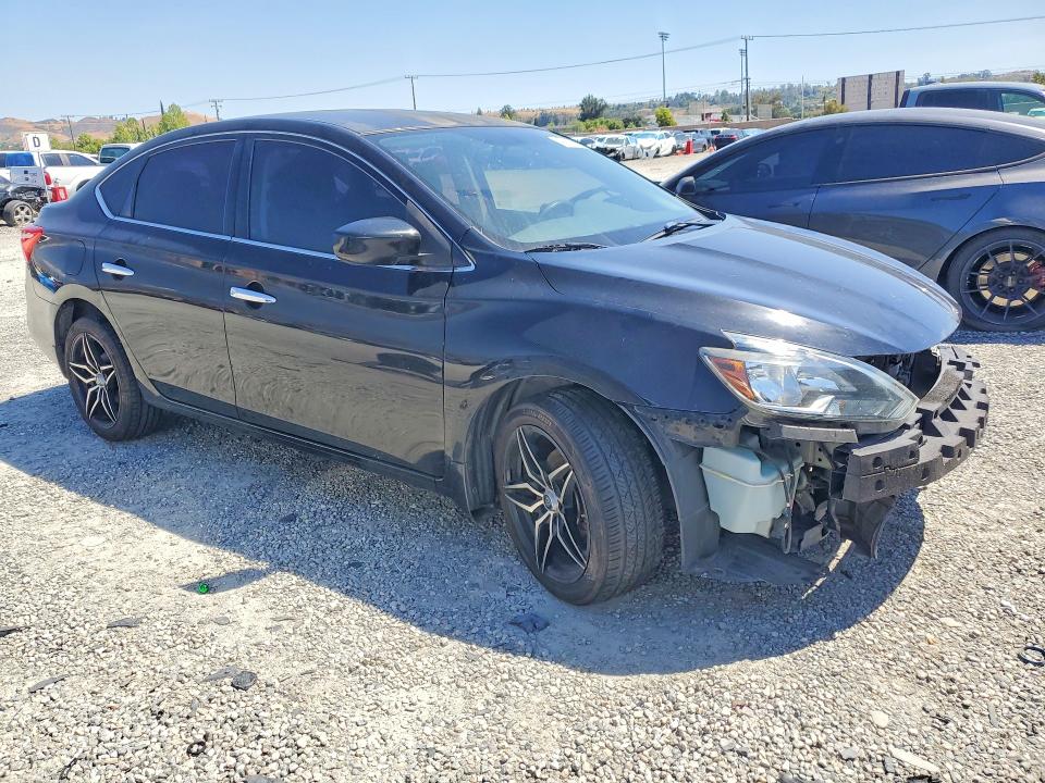 Photo 4 from auction – 2018 NISSAN SENTRA with VIN 3N1AB7AP7JY236786
