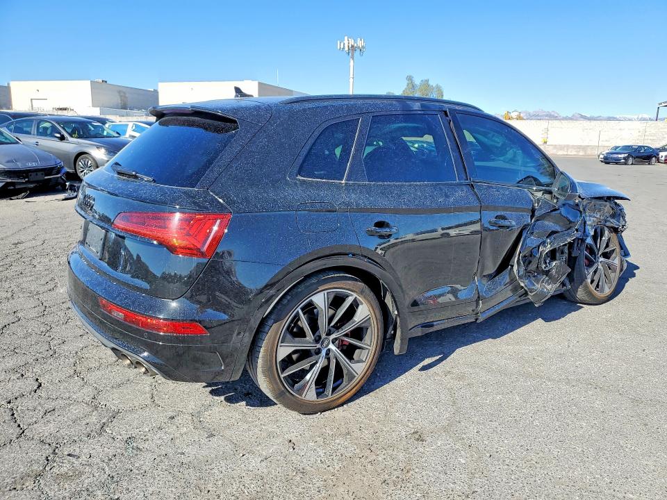 Photo 3 from auction – 2022 AUDI SQ5 with VIN WA1C4AFY8N2029322