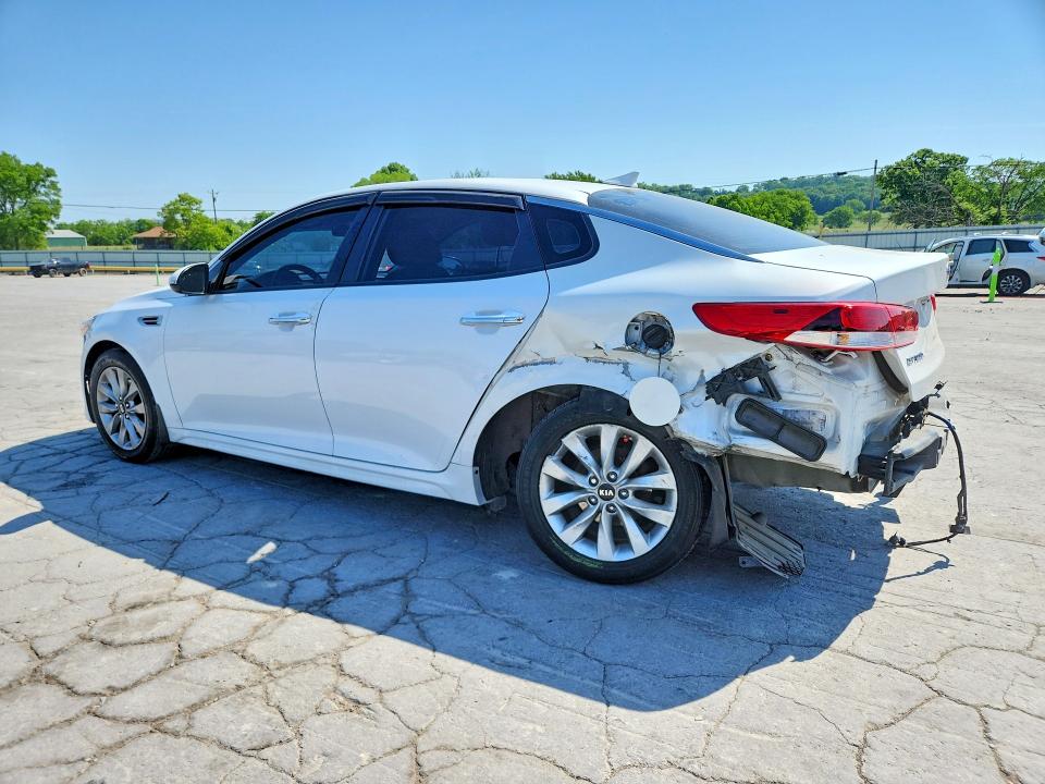 Photo 2 from auction – 2018 KIA OPTIMA with VIN 5XXGT4L35JG252877