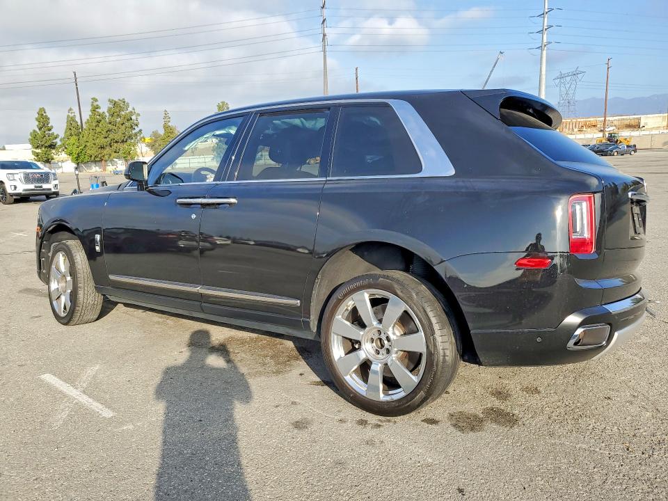 Photo 2 from auction – 2020 ROLLS-ROYCE CULLINAN with VIN SLATV4C00LU200933