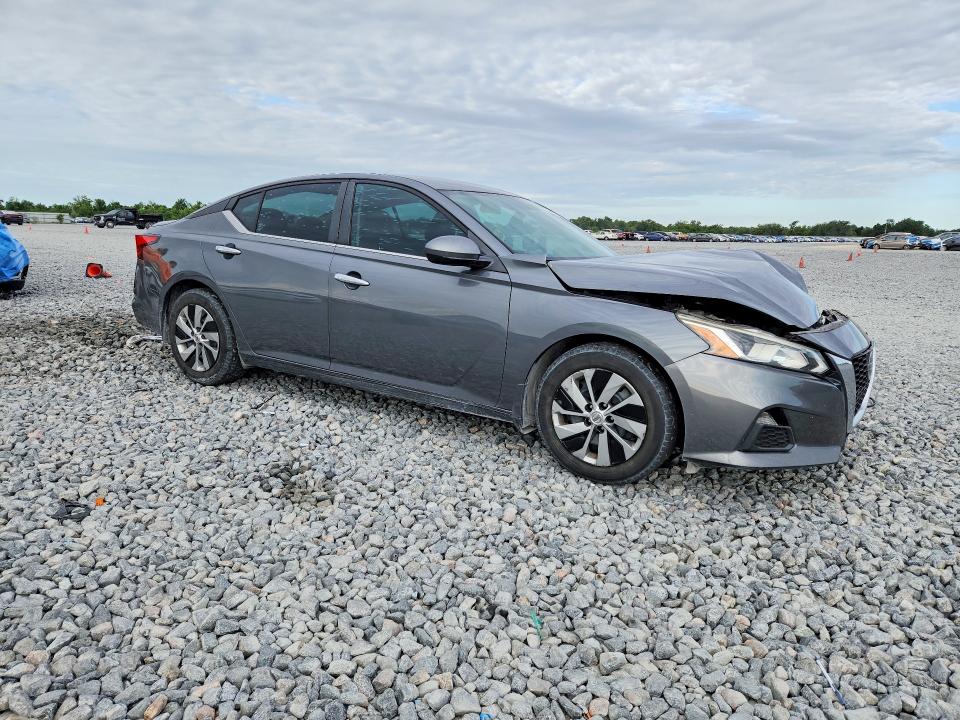 Photo 4 from auction – 2019 NISSAN ALTIMA with VIN 1N4BL4BV8KC135847