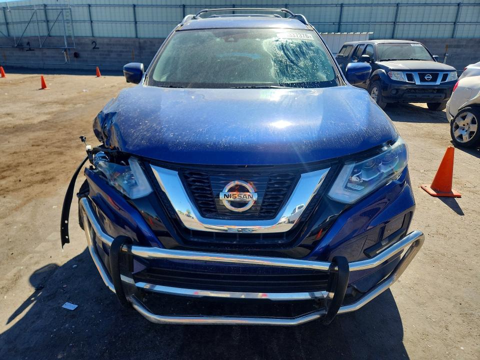 Photo 5 from auction – 2017 NISSAN ROGUE with VIN 5N1AT2MVXHC759922