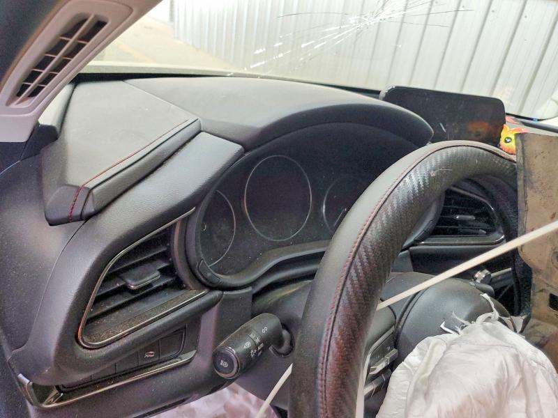Photo 9 from auction – 2022 MAZDA CX-30 with VIN 3MVDMBCL5NM404308
