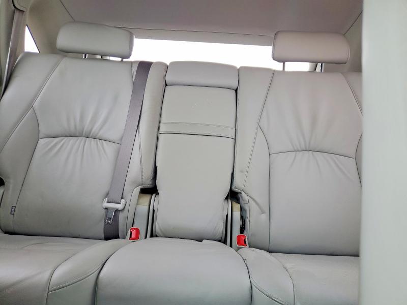 Photo 10 from auction – 2004 LEXUS RX with VIN JTJGA31U440027879