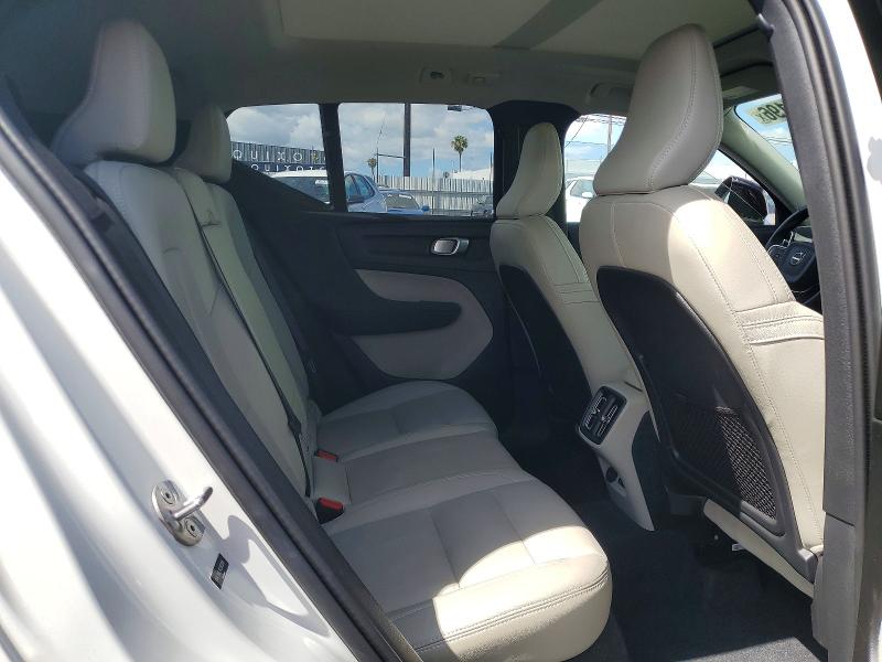 Photo 11 from auction – 2024 VOLVO XC40 with VIN YV4L12UL7R2362268