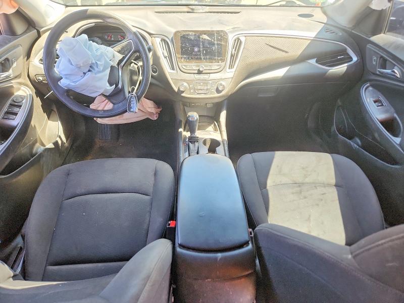 Photo 8 from auction – 2019 CHEVROLET MALIBU with VIN 1G1ZB5ST2KF131736