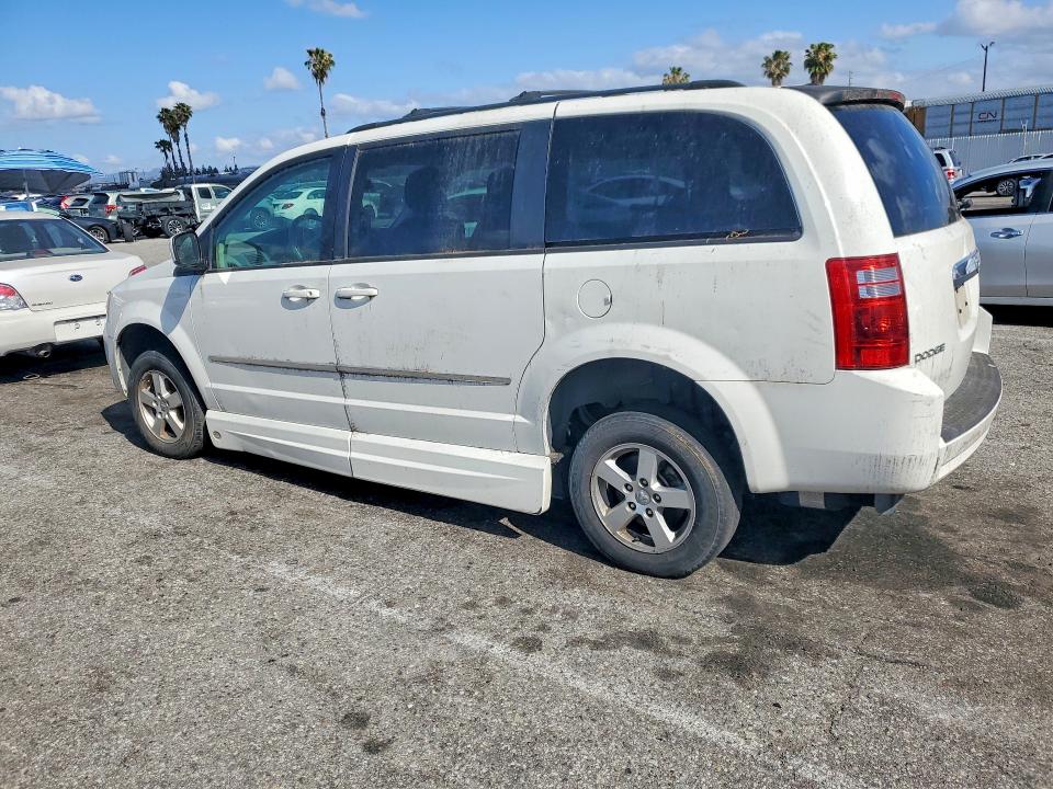 Photo 2 from auction – 2010 DODGE GRAND CARAVAN with VIN 2D4RN5D15AR297687