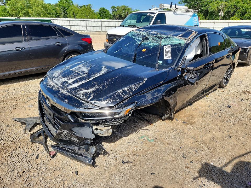 HONDA ACCORD 2022 with VIN 1HGCV1F39NA032129 - Photo from auction