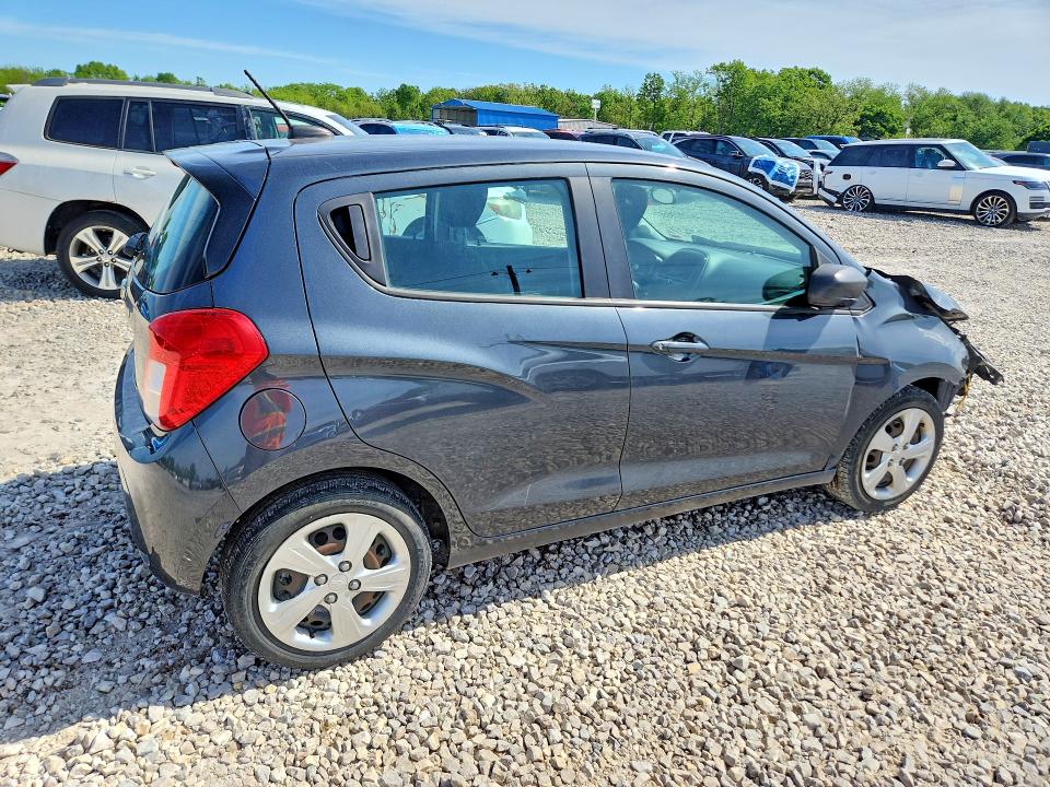 Photo 3 from auction – 2019 CHEVROLET SPARK with VIN KL8CB6SA7KC809814