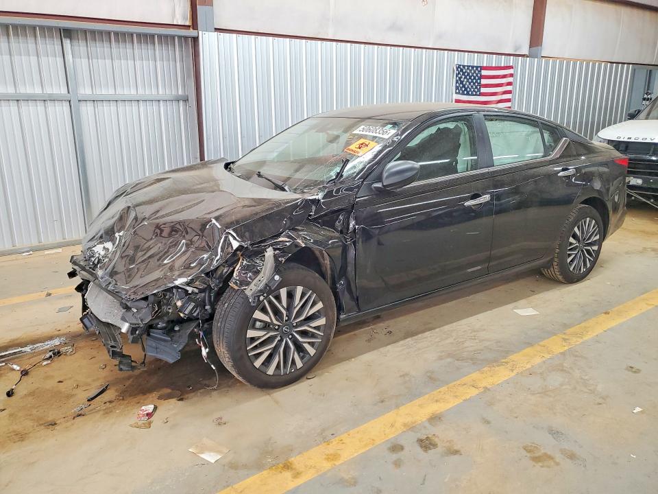 NISSAN ALTIMA 2025 with VIN 1N4BL4DW2SN371131 - Photo from auction