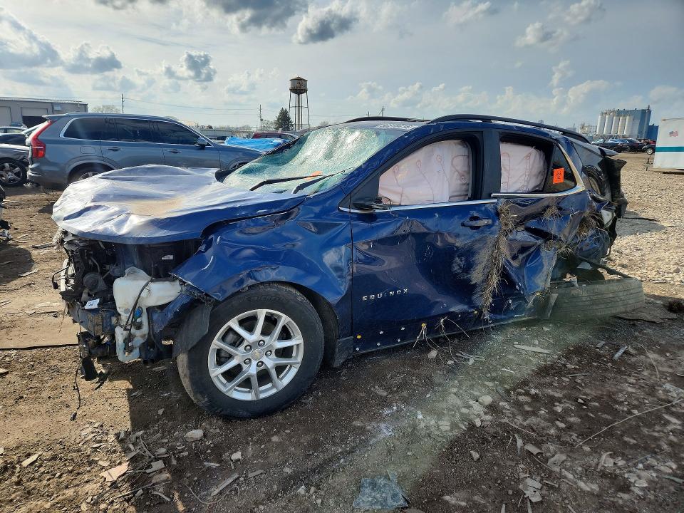 CHEVROLET EQUINOX 2022 with VIN 3GNAXKEV6NL159672 - Photo from auction