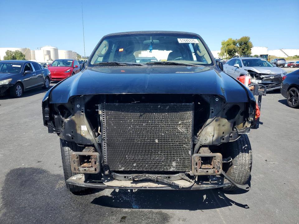 Photo 5 from auction – 2004 FORD EXCURSION with VIN 1FMNU42S24EA89350