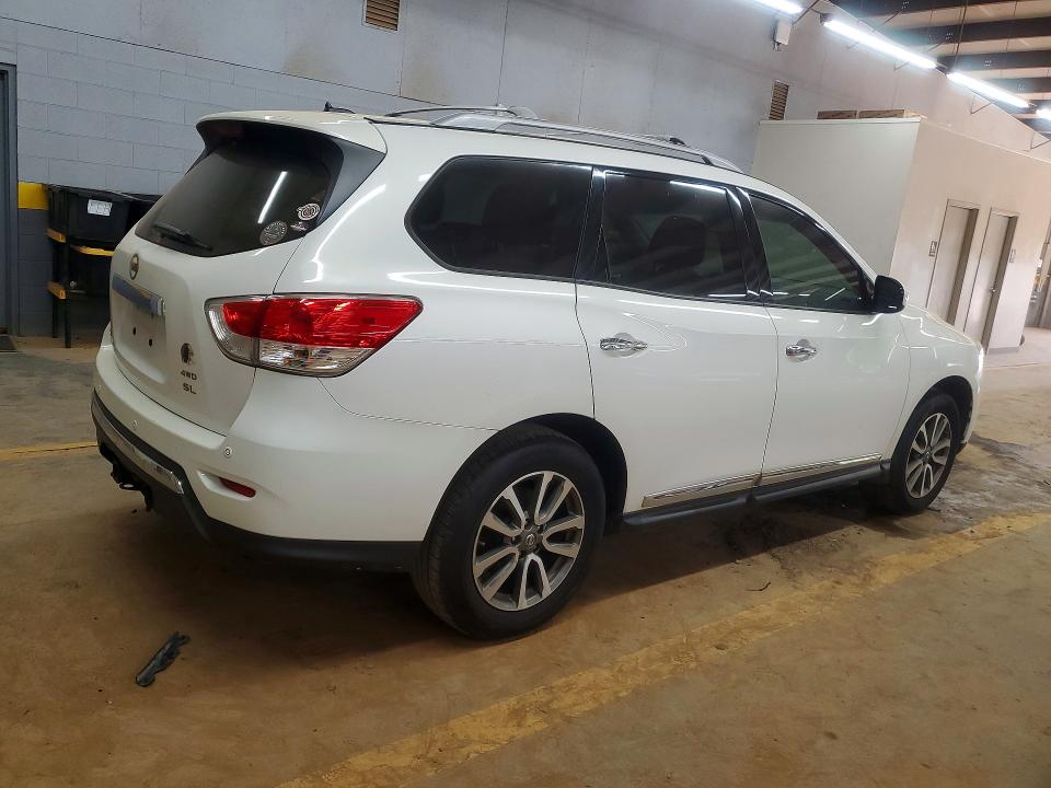 Photo 3 from auction – 2013 NISSAN PATHFINDER with VIN 5N1AR2MM9DC671198
