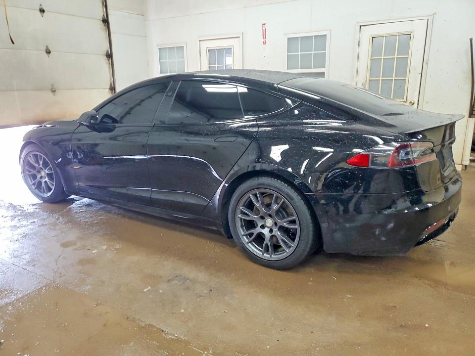 Photo 2 from auction – 2021 TESLA MODEL S with VIN 5YJSA1E65MF441767