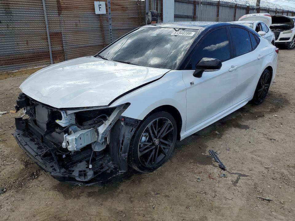 TOYOTA CAMRY 2025 with VIN 4T1DAACK6SU085645 - Photo from auction