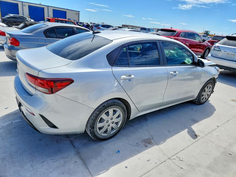 Photo 3 from auction – 2023 KIA RIO with VIN 3KPA24AD8PE554475