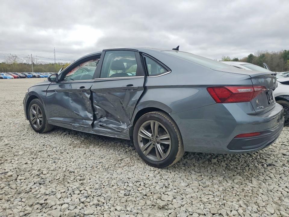 Photo 2 from auction – 2022 VOLKSWAGEN JETTA with VIN 3VWEM7BU7NM010772
