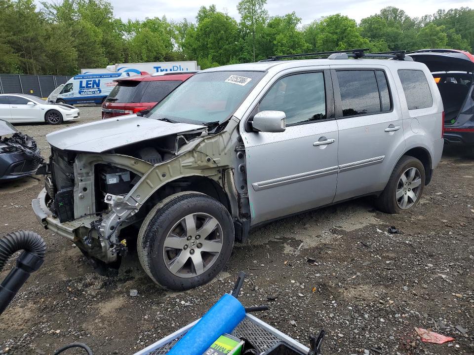 HONDA PILOT 2013 with VIN 5FNYF4H96DB072856 - Photo from auction