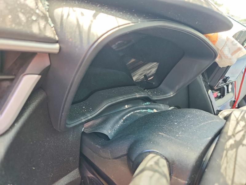 Photo 9 from auction – 2026 TOYOTA COROLLA with VIN 5YFB4MDE8TP430010