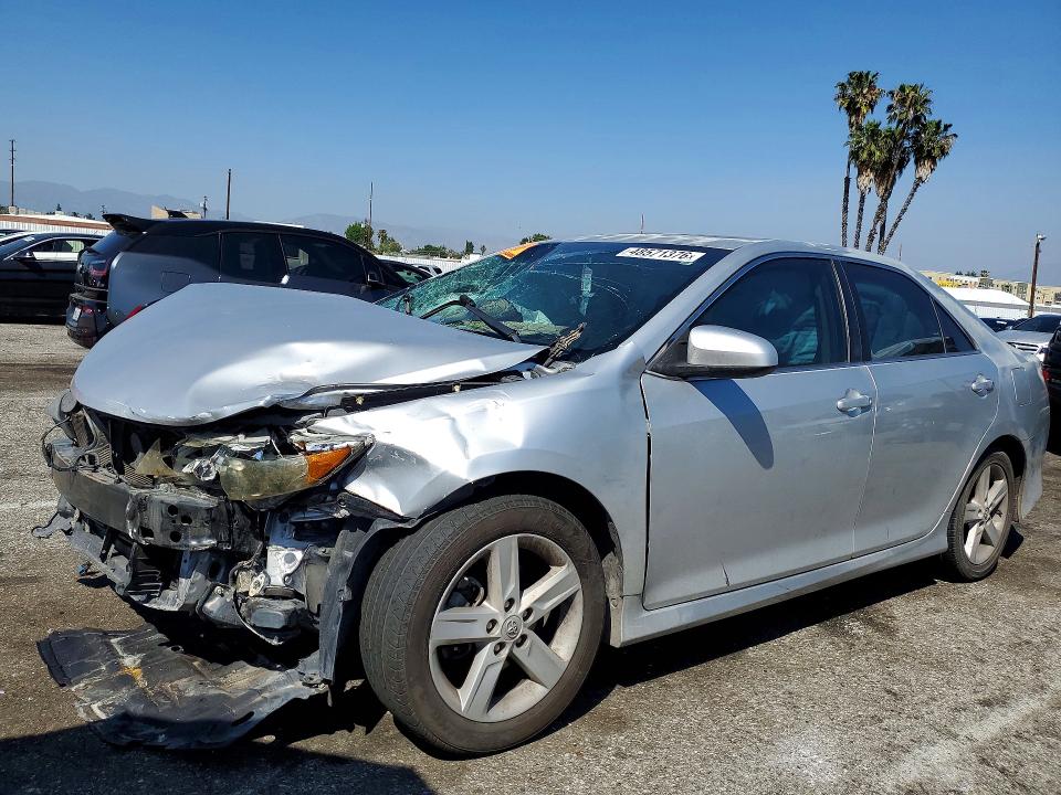 TOYOTA CAMRY 2014 with VIN 4T1BF1FK6EU385002 - Photo from auction