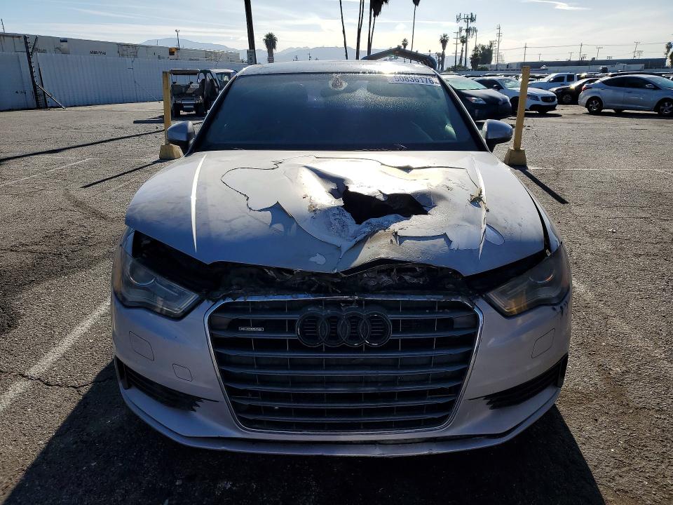 Photo 5 from auction – 2015 AUDI A3 with VIN WAUEFGFF8F1064571