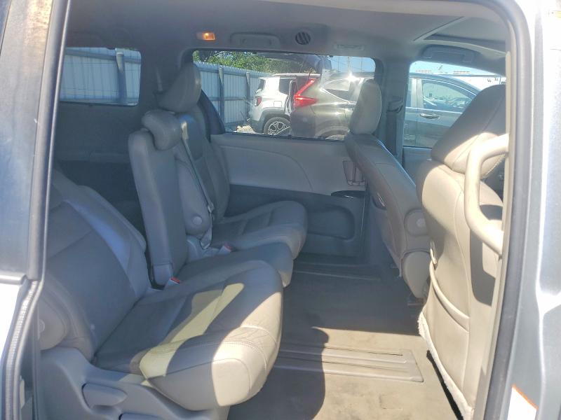 Photo 11 from auction – 2019 TOYOTA SIENNA with VIN 5TDYZ3DC4KS993128
