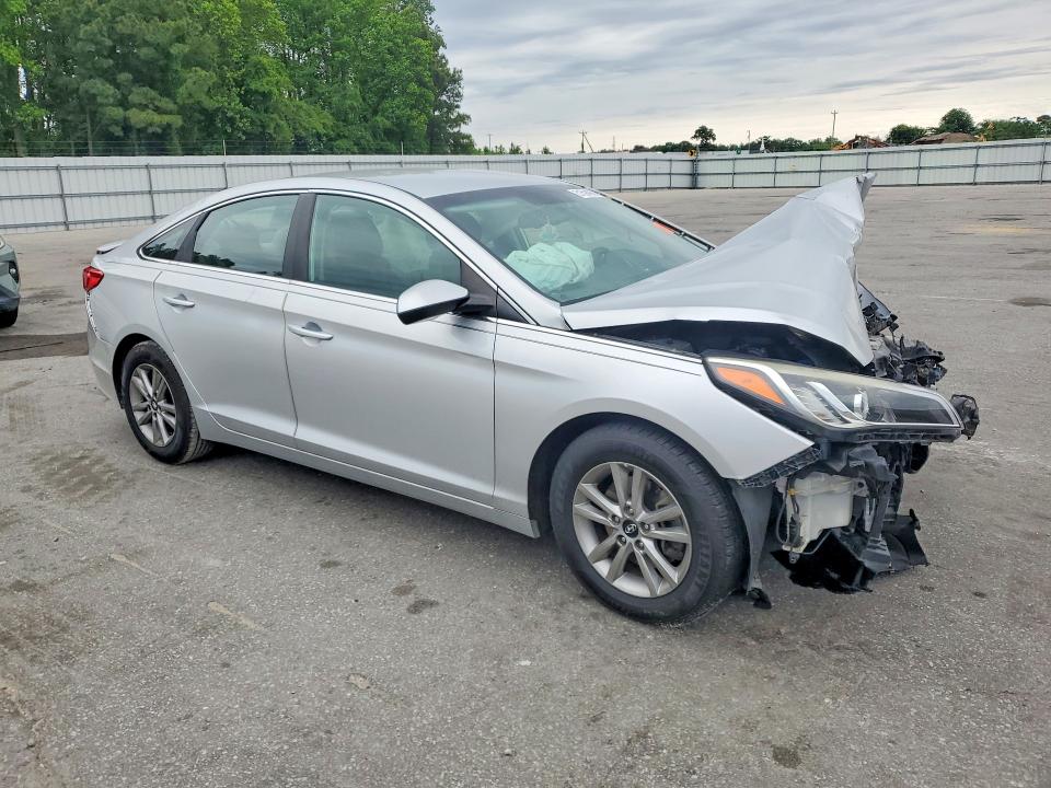 Photo 4 from auction – 2016 HYUNDAI SONATA with VIN 5NPE24AF3GH306553