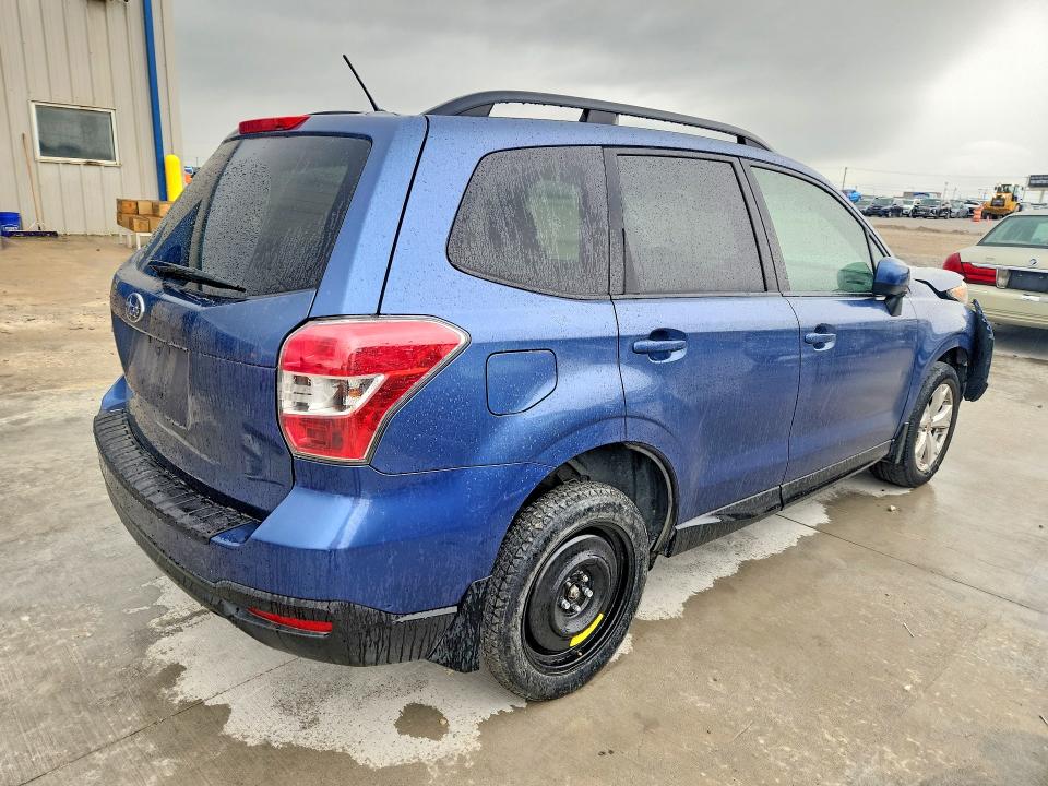 Photo 3 from auction – 2014 SUBARU FORESTER with VIN JF2SJADC6EH528751