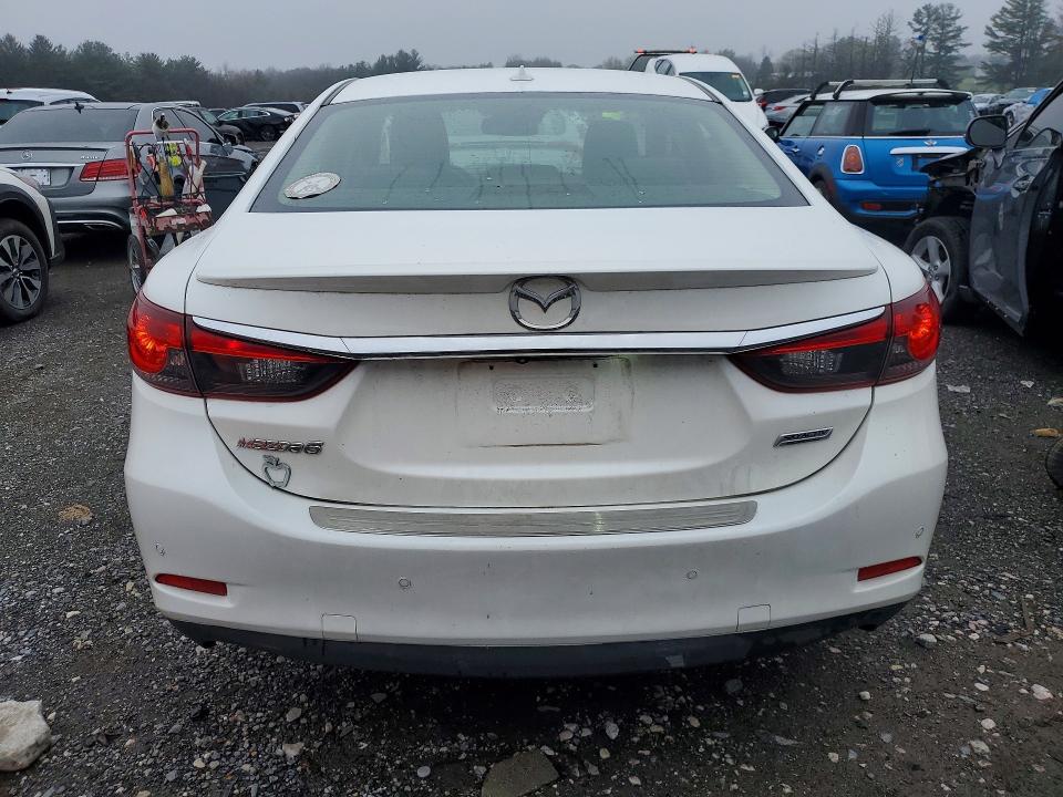 Foto 6 de la subasta – 2015 MAZDA 6 con VIN JM1GJ1W66F1172940