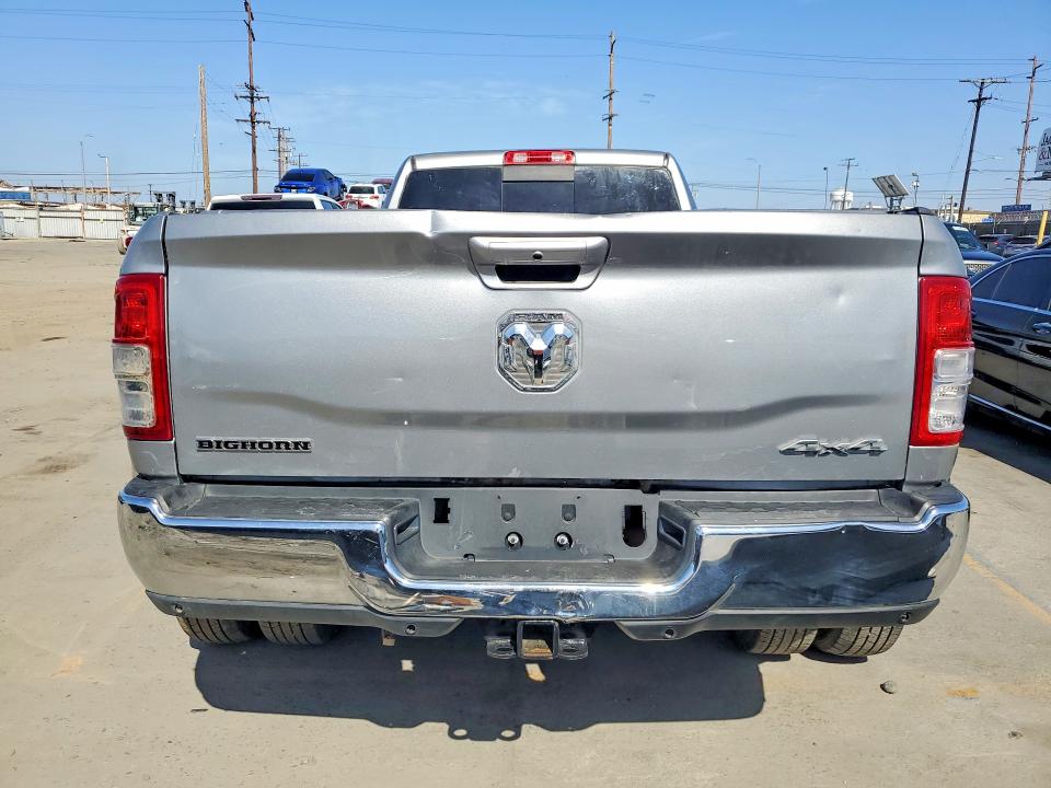 Photo 6 from auction – 2020 RAM 3500 with VIN 3C63RRHL7LG109083