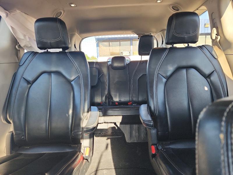 Photo 10 from auction – 2020 CHRYSLER VOYAGER with VIN 2C4RC1DG7LR286130