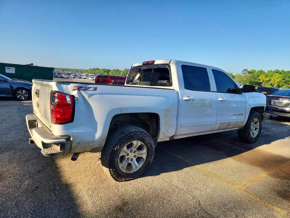 Photo 3 from auction – 2017 CHEVROLET SILVERADO with VIN 3GCUKREC0HG134680
