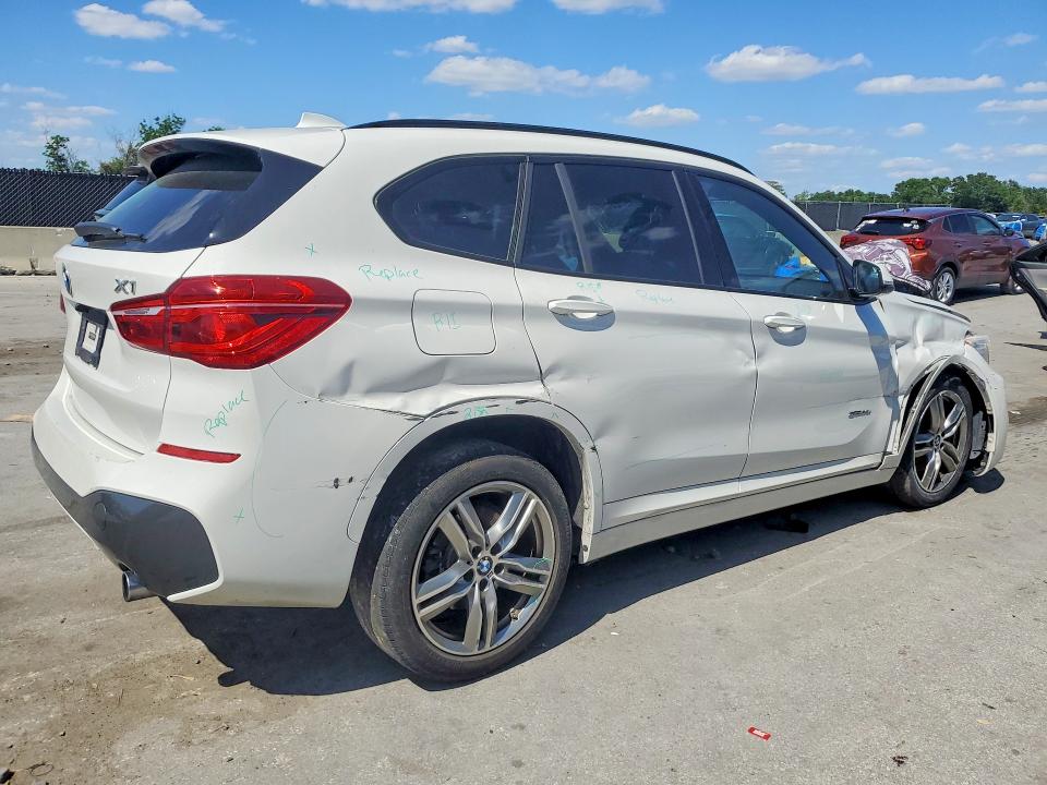 Photo 3 from auction – 2017 BMW X1 with VIN WBXHU7C32HSH37551