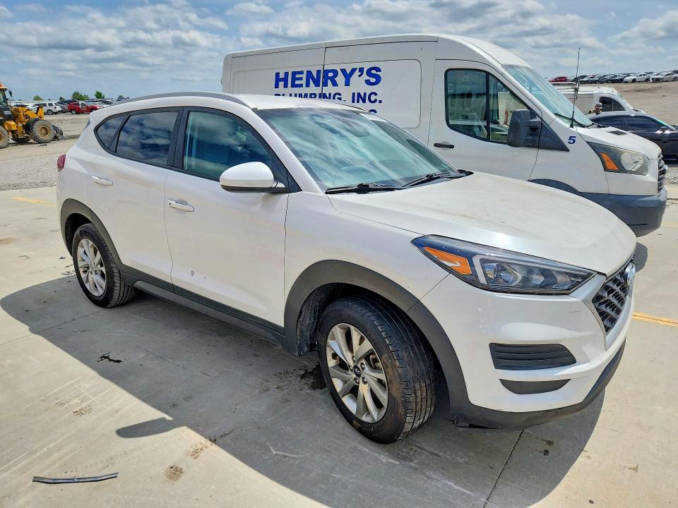 Photo 4 from auction – 2020 HYUNDAI TUCSON with VIN KM8J3CA45LU119573
