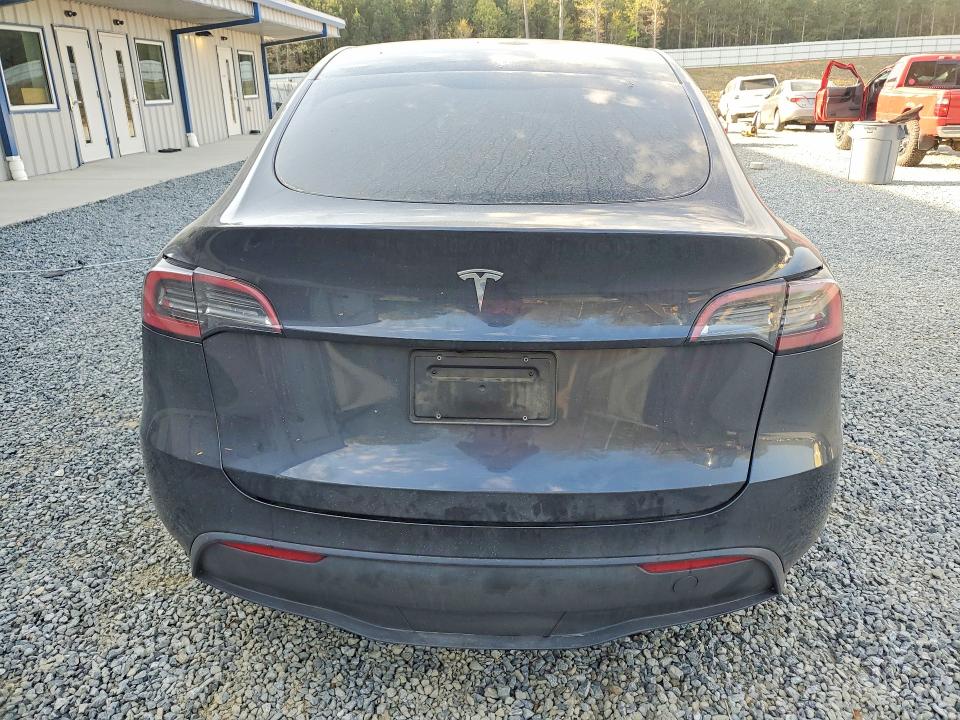 Photo 6 from auction – 2025 TESLA MODEL Y with VIN 7SAYGDED1SA365440