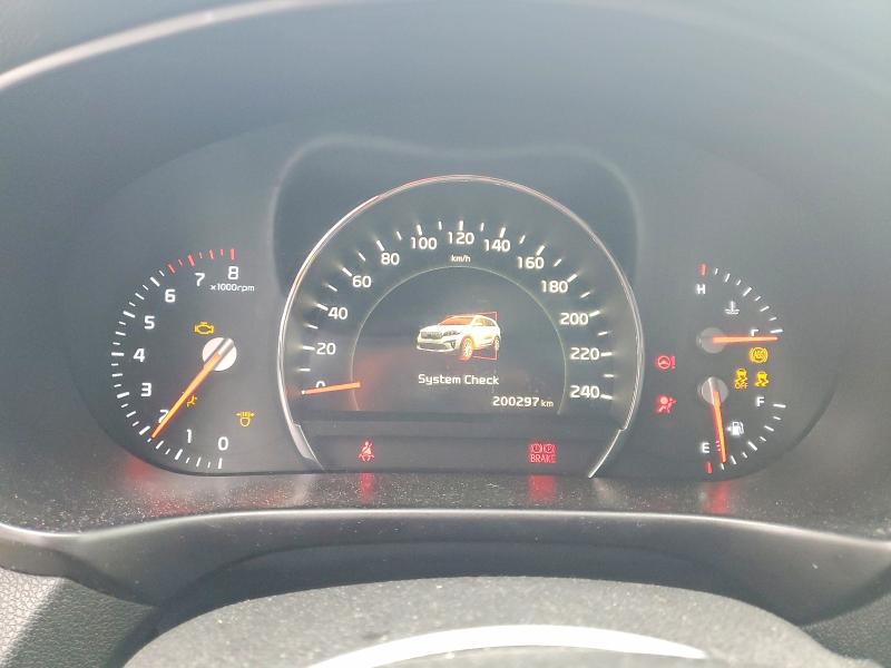 Photo 9 from auction – 2019 KIA SORENTO with VIN 5XYPKDA58KG589645
