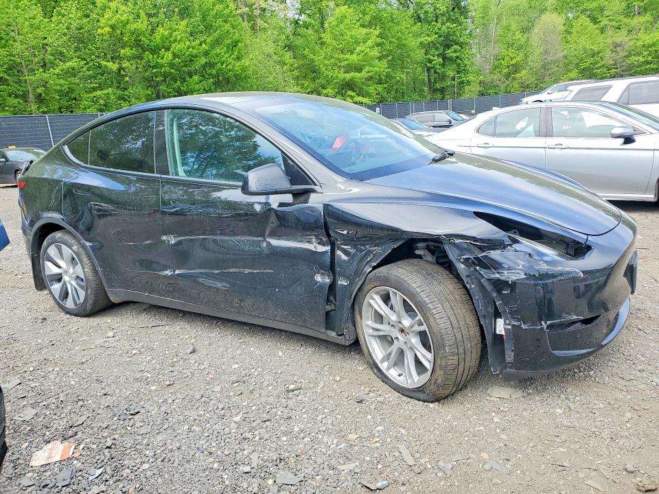 Zdjęcie 4 z aukcji – 2023 TESLA MODEL Y z VIN 7SAYGDEE8PA171276