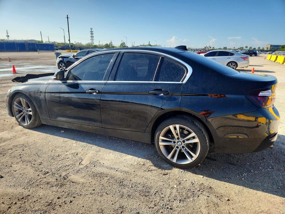 Photo 2 from auction – 2017 BMW 330 with VIN WBA8B9G55HNU50175