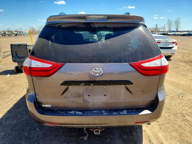 Photo 6 from auction – 2015 TOYOTA SIENNA with VIN 5TDZK3DC9FS570799