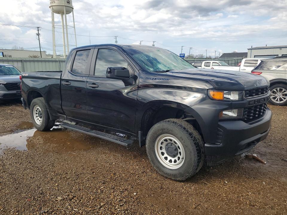 Photo 4 from auction – 2019 CHEVROLET SILVERADO with VIN 1GCRYAEF9KZ240116