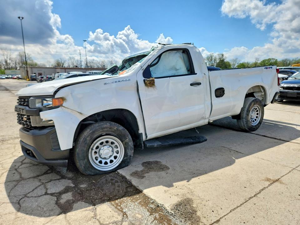 CHEVROLET SILVERADO 2020 with VIN 3GCNYAEF9LG141876 - Photo from auction