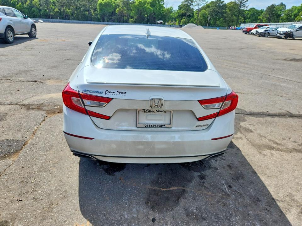 Photo 6 from auction – 2018 HONDA ACCORD with VIN 1HGCV1F33JA225158