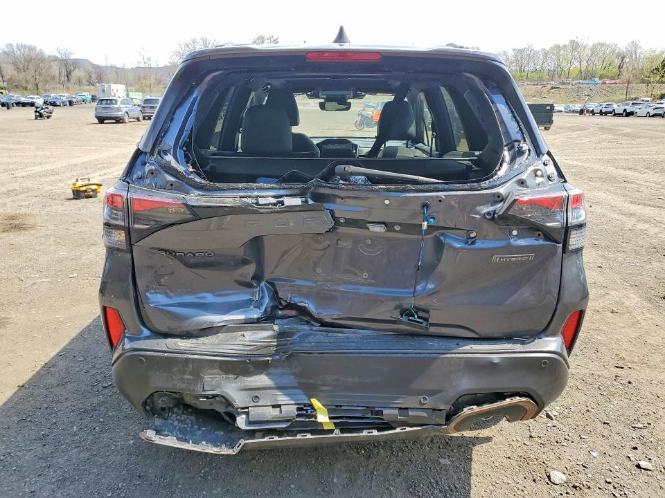 Photo 6 from auction – 2025 SUBARU FORESTER with VIN JF2SLSJD4SH442671