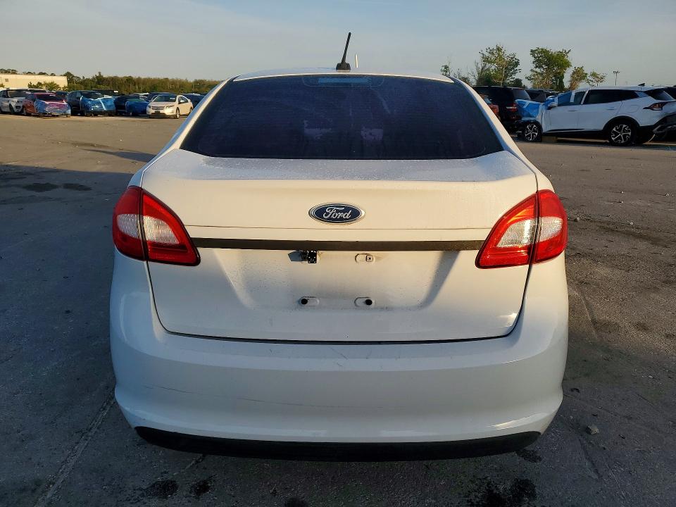 Photo 6 from auction – 2011 FORD FIESTA with VIN 3FADP4AJ0BM174779